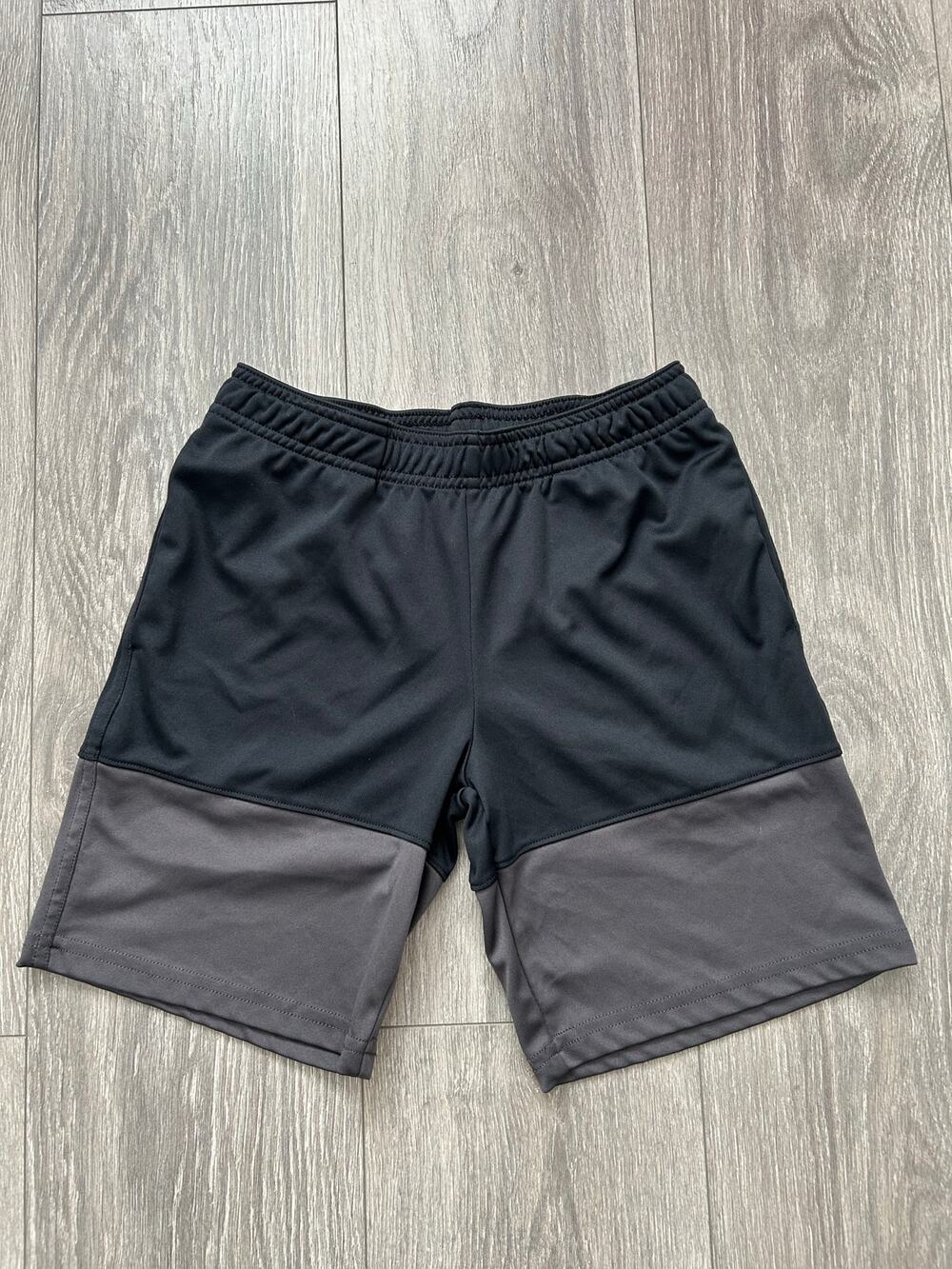 Zella Boy's Athleticwear Shorts Size Small (7/8)